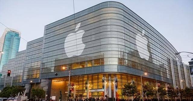 华为手机 美国充电器
:苹果在中国赚得盆满钵满，却为何不愿做出让步？